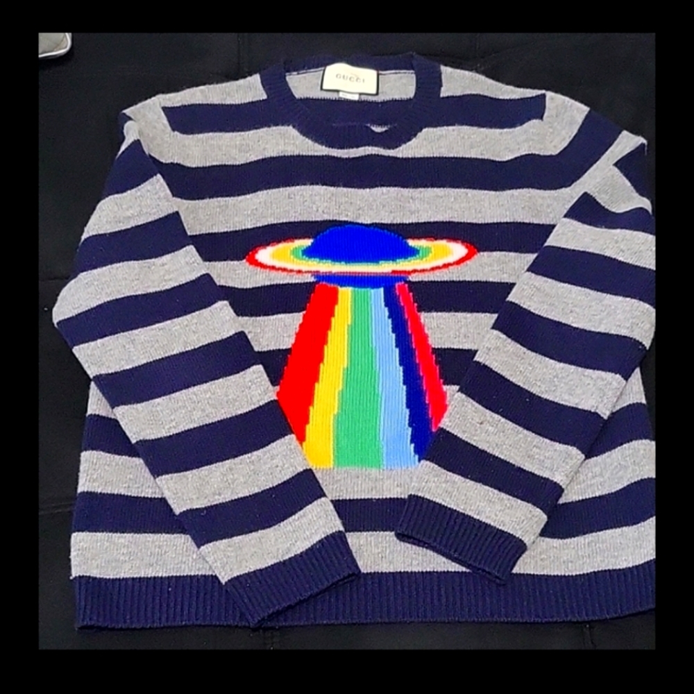 Gucci sweater
